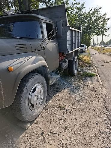 Унаа: Жүк ташуучу унаа, ZIL, Колдонулган — 2