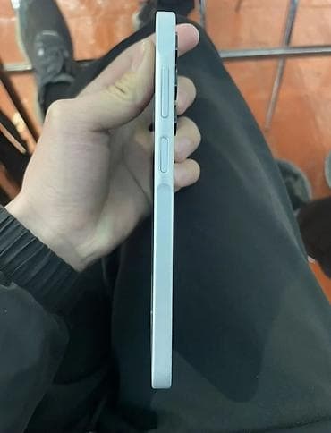 pro trek: Samsung Galaxy A16, 128 ГБ, цвет - Белый — 3