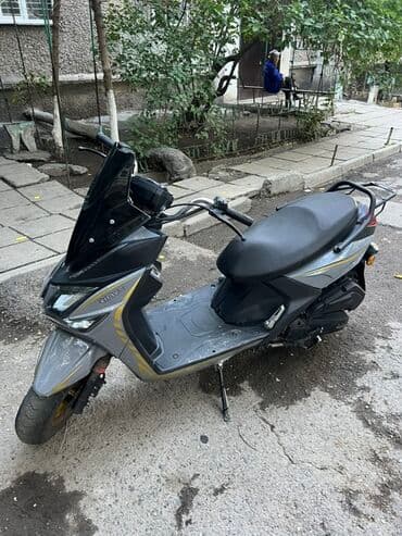 bwm самурай: Скутер Самурай (брендовое обозначение на заднем крыле). Современный — 3