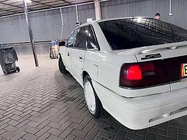 мазда 626 1990: Mazda 626: 1990 г., 2 л, Механика, Бензин, Седан — 5