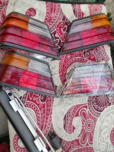 инверторы для солнечных батарей refusol: Отражатель Mercedes-Benz Б/у, Оригинал, Германия — 1