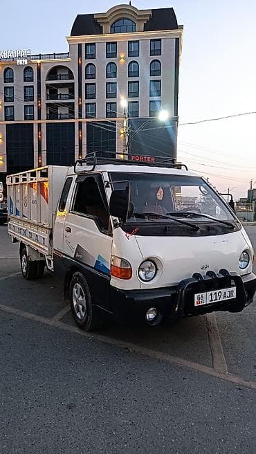 крыло на портер 2: Hyundai Porter: 2002 г., 2.6 л, Механика, Дизель, Фургон — 1