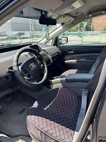 Продажа авто: Toyota Prius: 2008 г., 1.5 л, Вариатор, Гибрид, Хэтчбэк — 8