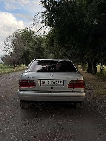 капот w203: Mercedes-Benz E-Class: 1996 г., 3.2 л, Автомат, Бензин, Седан — 7
