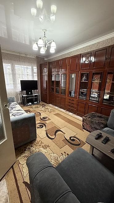 дом долгосрочная аренда: 3 комнаты, 85 м², Косметический ремонт — 3