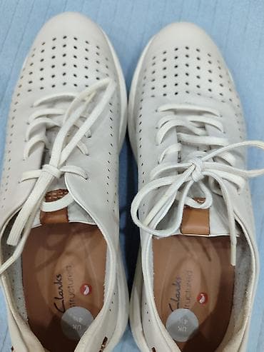 Мокасины и лоферы: Продаю женские кроссовки из белой кожи(Clarks-Британский бренд) — 3