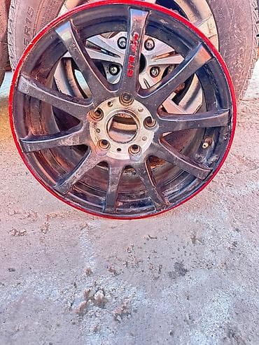 samara 2114: Литые Диски R 15 Комплект, отверстий - 5, Б/у — 1