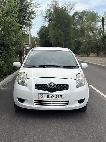 byd e7: Toyota Vitz: 2006 г., 1.3 л, Автомат, Бензин, Седан — 2