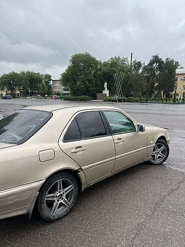 полка мерс: Mercedes-Benz C-Class: 2000 г., 2.2 л, Автомат, Дизель, Седан — 5