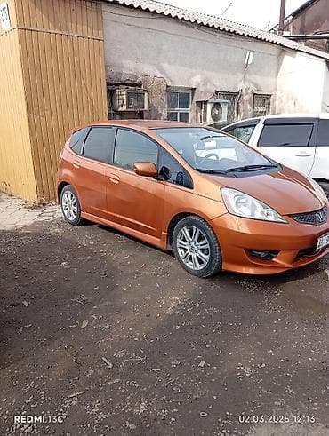 малолитражка машина: Honda Fit: 2010 г., Бензин, Хэтчбэк — 7