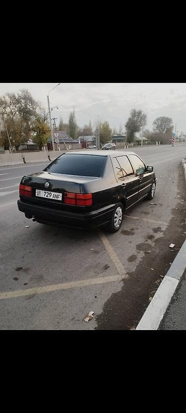 volkswagen colf: Volkswagen Vento: 1993 г., Механика, Седан — 6