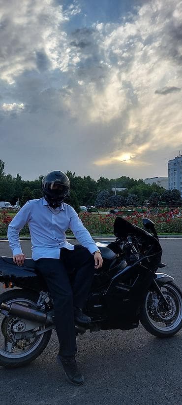 мотор на мотоцыкл: Спортбайк Kawasaki, 1100 куб. см, Бензин, Взрослый, Б/у — 1