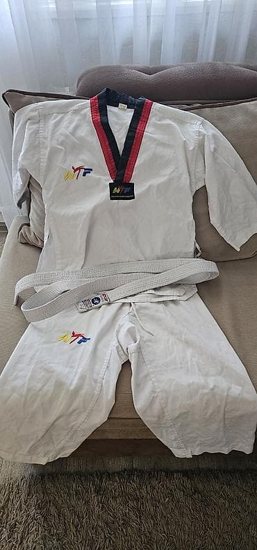 Кимоно для тхэквондо (dobok) WTF