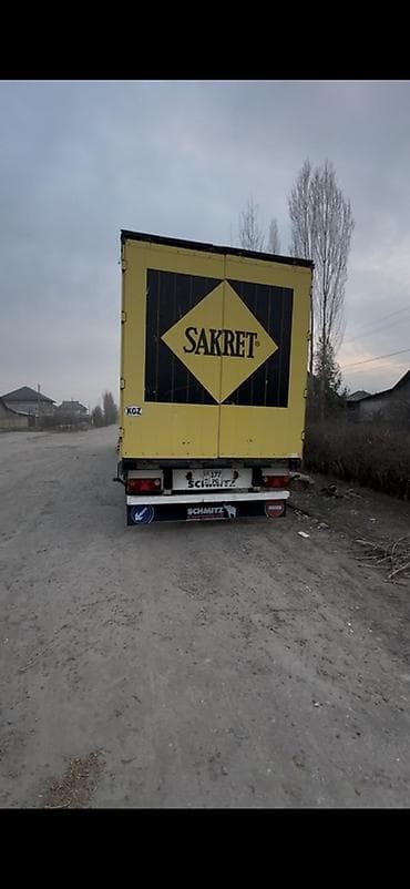 тягачи актрос: Тягач, MAN, 2005 г., Тентованный — 3