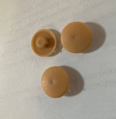 ручки на кухонную мебель: Заглушка мебельная, диаметр шляпки 12мм - 4 расцветки, цена за 20 — 5