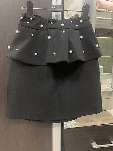 Босоножки, сандалии, шлепанцы: Женская обувь и стельки набором. 1) Сапоги замшевые, черные: - Высота — 6