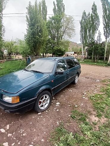 битый гольф: Volkswagen Passat: 1982 г., 1.8 л, Механика, Бензин, Универсал — 2