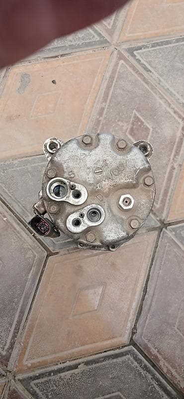 Компрессор Volkswagen 2003 г., Б/у, Оригинал, Япония — 2