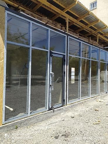 Алюминиевое витражное остекление с дверным блоком - Фасадная система