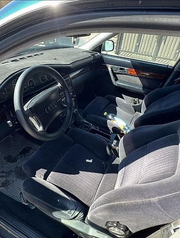 авто заратка: Audi S4: 1995 г., 2.6 л, Кол менен иштөөчү, Бензин, Седан — 3