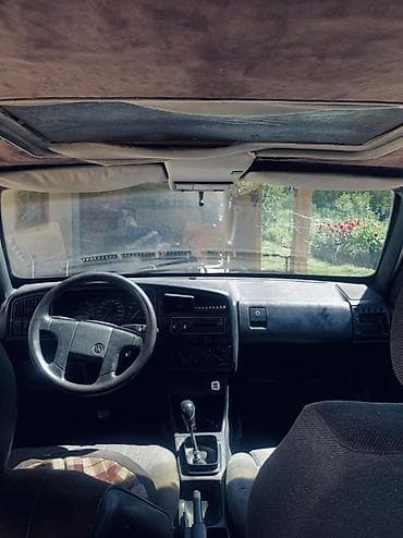 Транспорт: Volkswagen Passat: 1988 г., 1.8 л, Механика, Бензин, Седан — 10