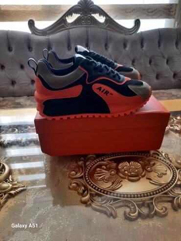 обувь для девочек: Мужские кроссовки, 43, Новый, цвет - Оранжевый, Бесплатная доставка — 3