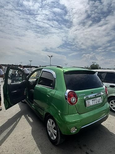 Chevrolet Spark: 2005 г., 0.8 л, Механика, Бензин, Хэтчбэк