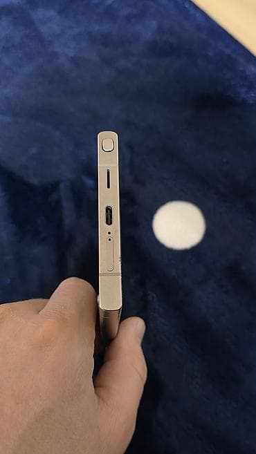 xs 256: Samsung Galaxy S24 Ultra, Б/у, 512 ГБ, цвет - Бежевый, eSIM — 7