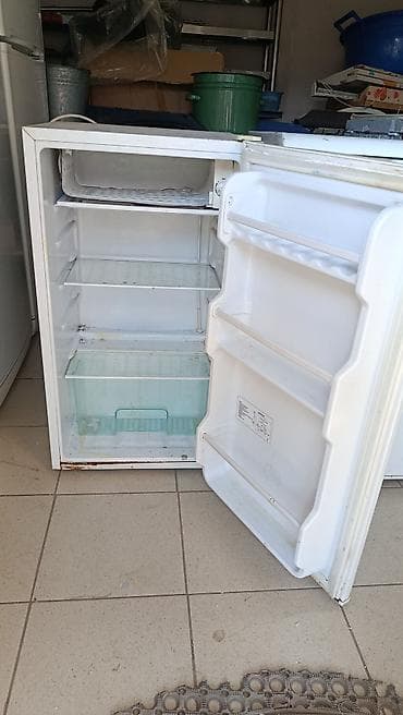 холодилник бу: Продаю маленький холодильник работает отлично в хорошем состоянии — 3