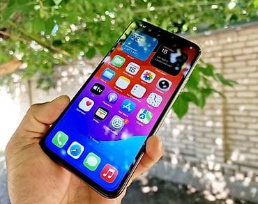 IPhone 11 Pro Max, Б/у, 256 ГБ, Золотой, Наушники, Зарядное устройство, Защитное стекло, 65 %