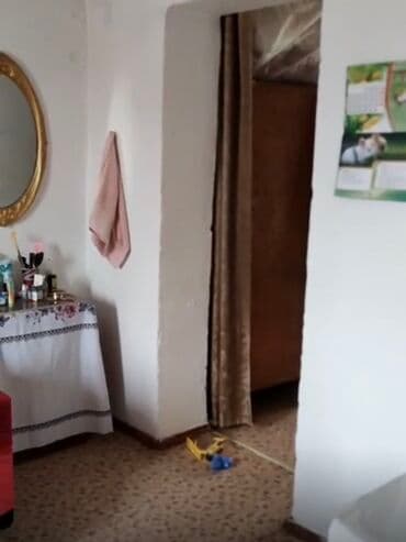 дом в баткене: 52 м², 2 комнаты — 4