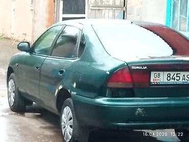 corolla 2004: Toyota Corolla: 1992 г., 1.5 л, Механика, Бензин, Хэтчбэк — 1