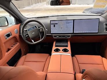 mark х: Lixiang L7: 2025 г., 1.5 л, Гибрид — 7