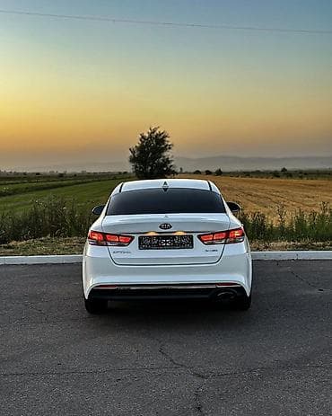 рассматриваю варианты: Kia Optima: 2018 г., 2.4 л, Автомат, Бензин, Седан — 6