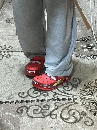 куплю одежды: Детские сабо Crocs x Disney Cars “Lightning McQueen” - Цвет: красный — 4