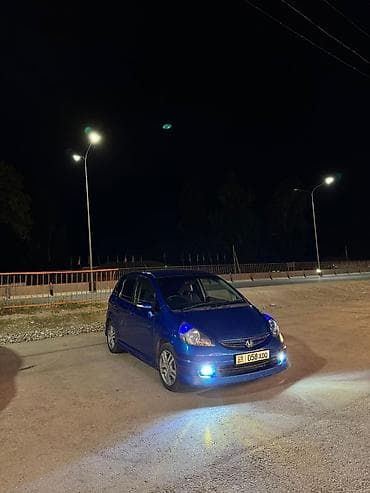 продаю honda fit: Honda Fit: 2005 г., 1.3 л, Вариатор, Бензин, Хэтчбэк — 5