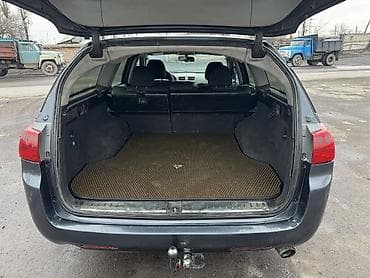 plug in: Honda Accord: 2005 г., 2 л, Механика, Газ, Универсал — 7