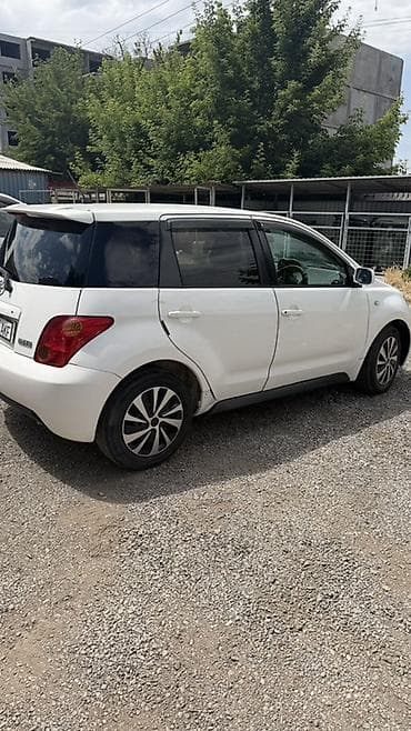 land cruiser 2008: Toyota Ist: 2002 г., Автомат, Бензин, Хэтчбэк — 2