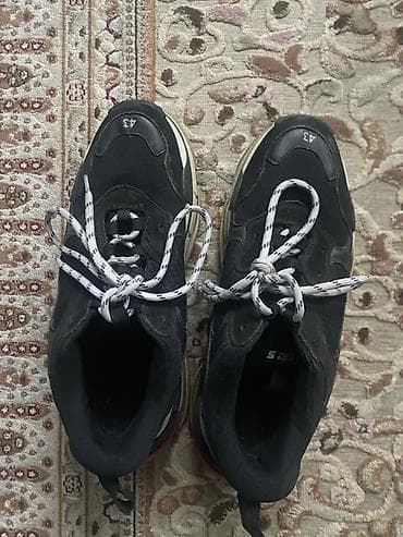 Мырзалардын бут кийими: Кроссовки Balenciaga Triple S - Модель: Triple S с объёмной — 3