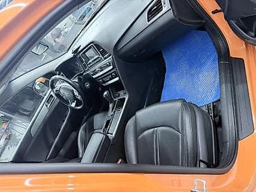Hyundai Sonata: 2019 г., 2 л, Автомат, Газ, Седан — 1