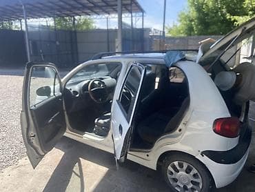 м4 бмв: Daewoo Matiz: 2004 г., Автомат, Бензин, Хэтчбэк — 10
