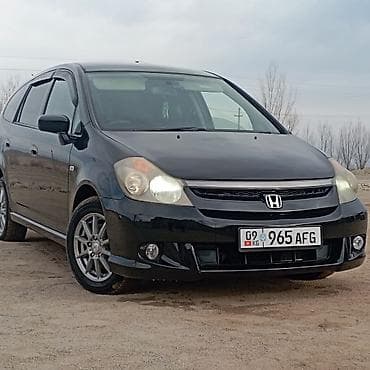 Honda Stream: 2004 г. — 1