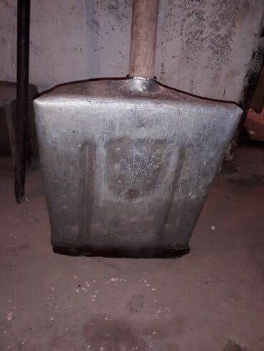 тележка для дома и дачи: Лопата для снега, материал алюминий, портфель кожзам, по 200 сом — 3