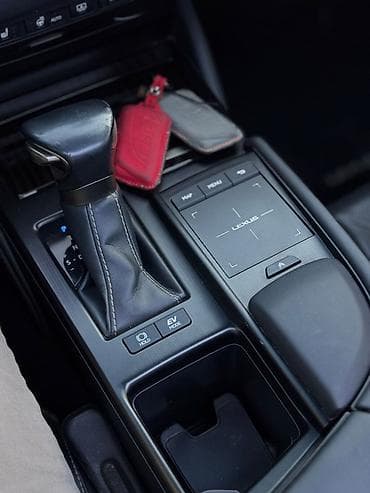 gs lexus: Lexus ES: 2019 г., 2.5 л, Автомат, Гибрид, Седан — 3
