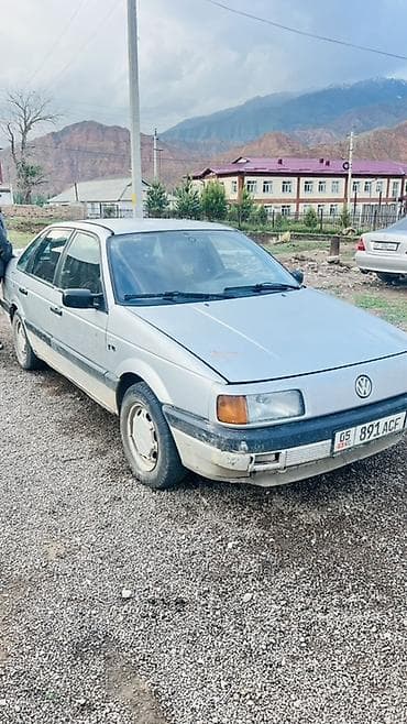 пульверизатор для мойки машины: Volkswagen Passat: 1998 г., Седан — 3