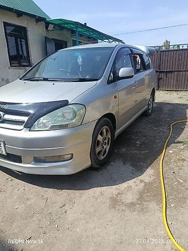 gac aion v: Toyota Ipsum: 2002 г., 2.4 л, Автомат, Газ, Минивэн — 1