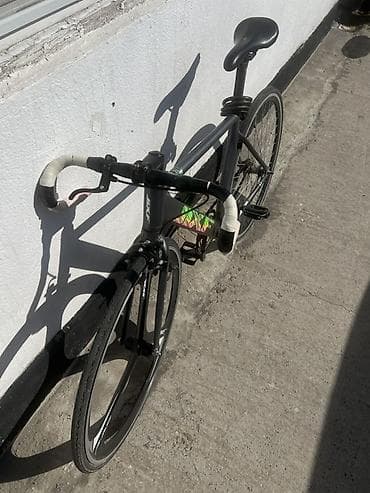 велосипет фикс: Городской велосипед, Рама M (156 - 178 см), Б/у — 4