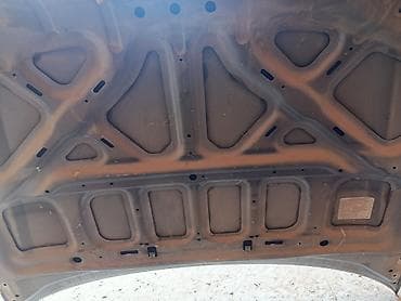 step: Кузовные запчасти на Subaru Forester (на фото): - Капот серебристый — 5