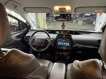 приус куплю: Toyota Prius: 2020 г., 1.8 л, Вариатор, Гибрид, Хэтчбэк — 10