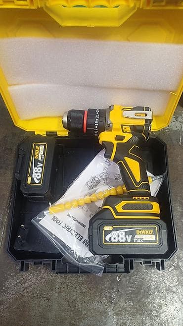 dewalt: Аккумуляторная дрель-шуруповерт в кейсе - Тип: бесщеточная — 1